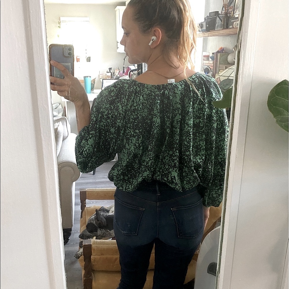 Diane von Fürstenberg Silk Blouse Puff Sleeve Green Splatter Print size Small - Picture 5 of 13